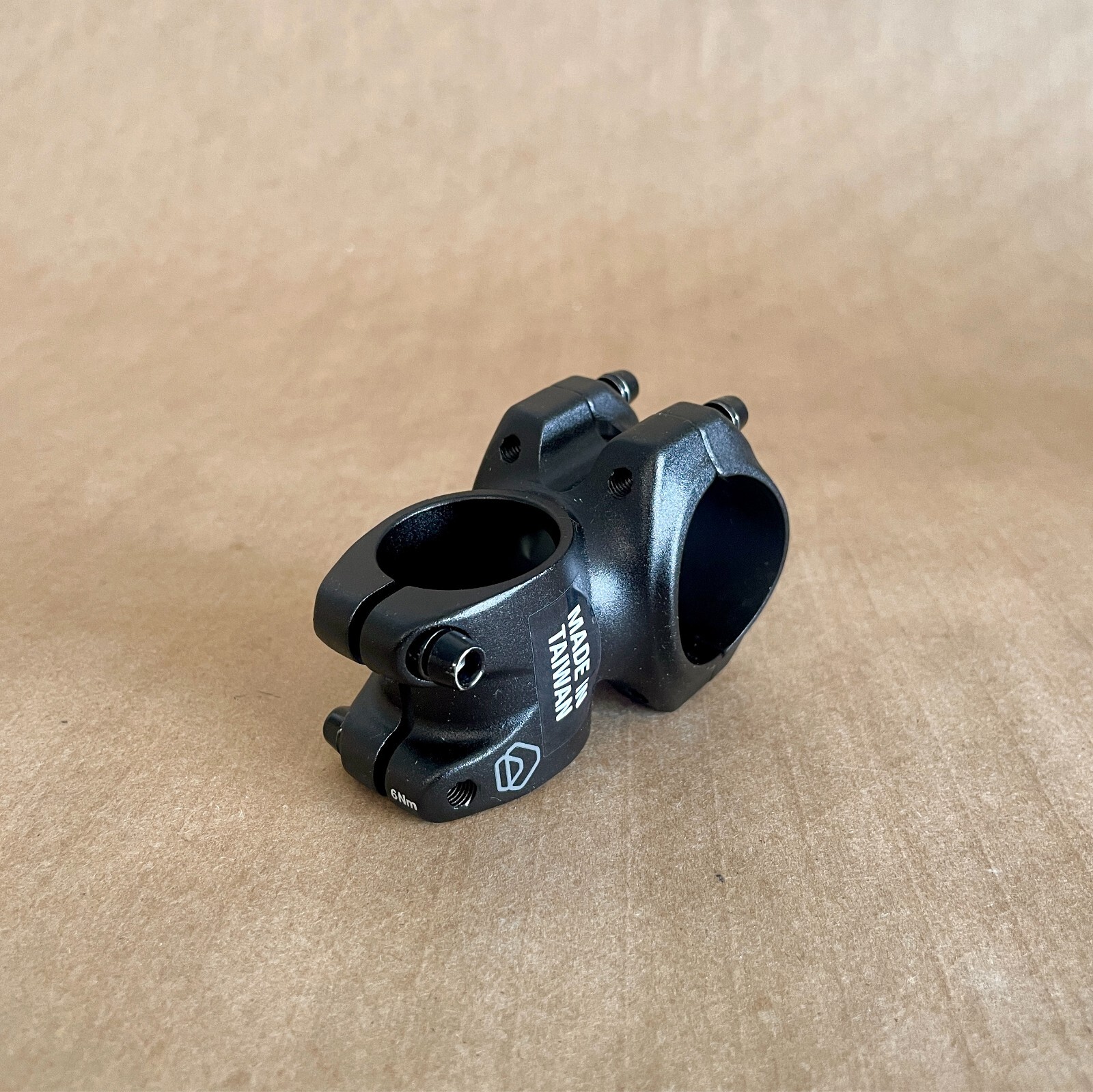 Dimension Trail Stem 40mm Clamp 35mm +/- 0 Deg 1 1/8″ Blk Aluminum Mountain