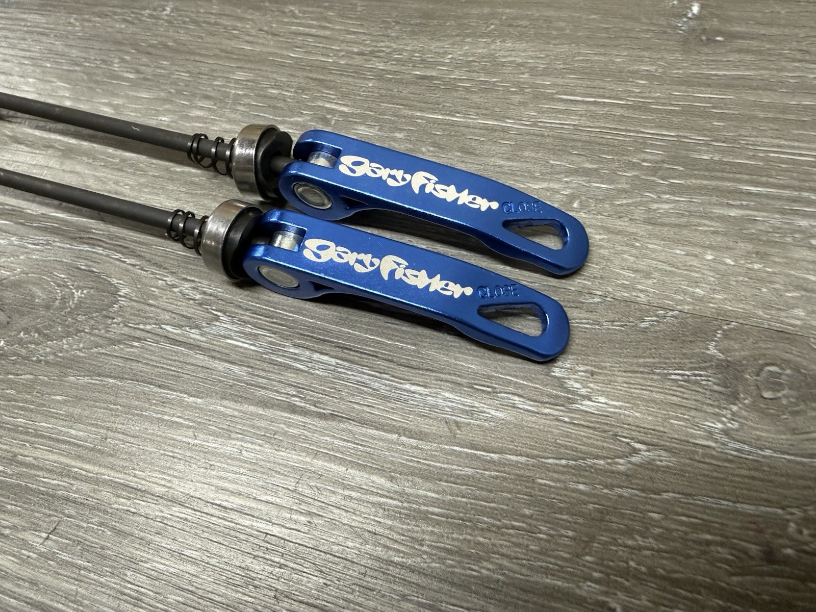 Gary Fisher Repop Ano Blue Bicycle Quick Release Skewer Set 100 130 / 135