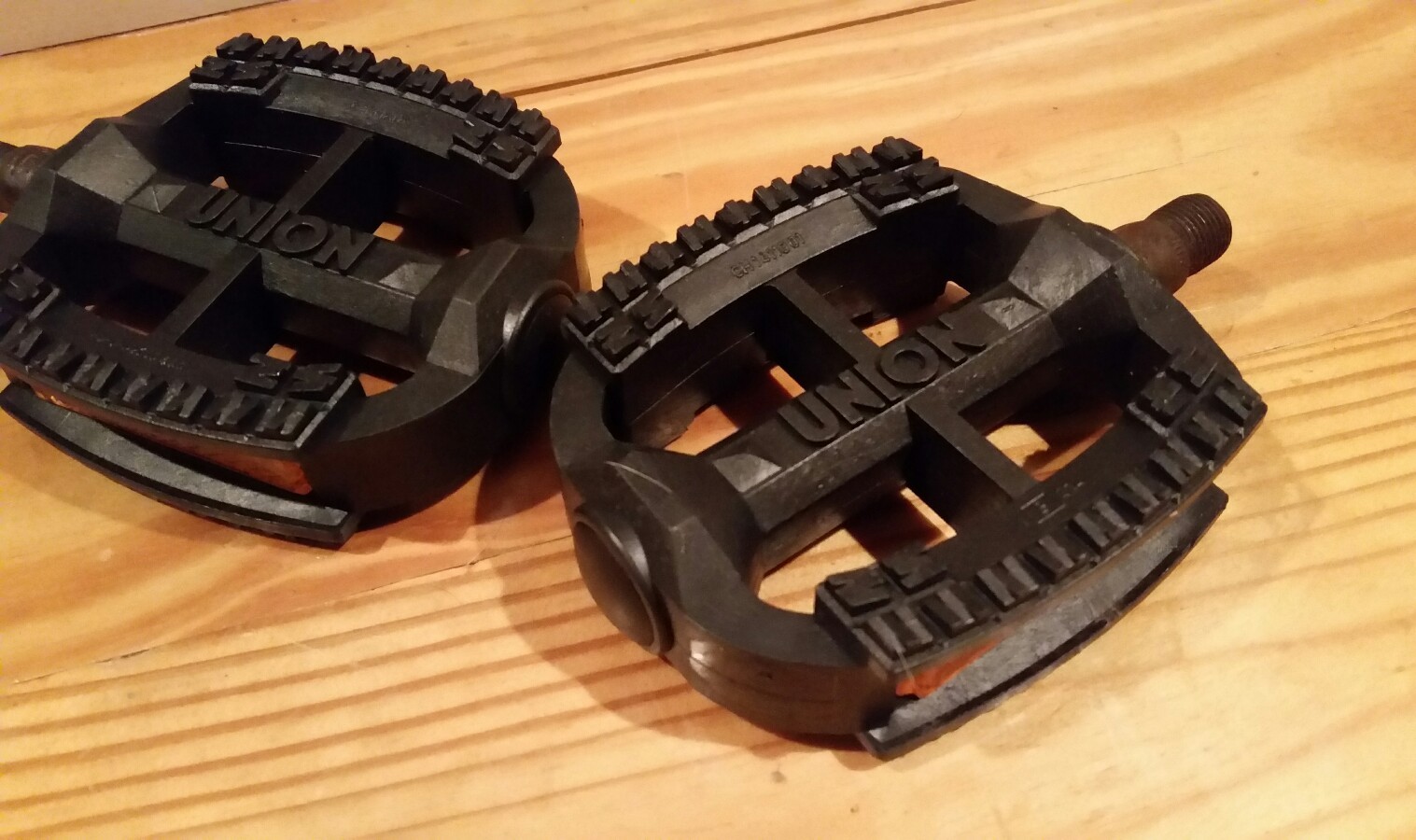NOS Union 9/16″ W. Germany Pedals Vtg Resin MTB K10 490 IB314