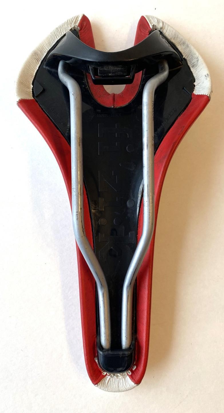 Fizik ARDEA bicycle SEAT saddle 135mm Manganese Rails