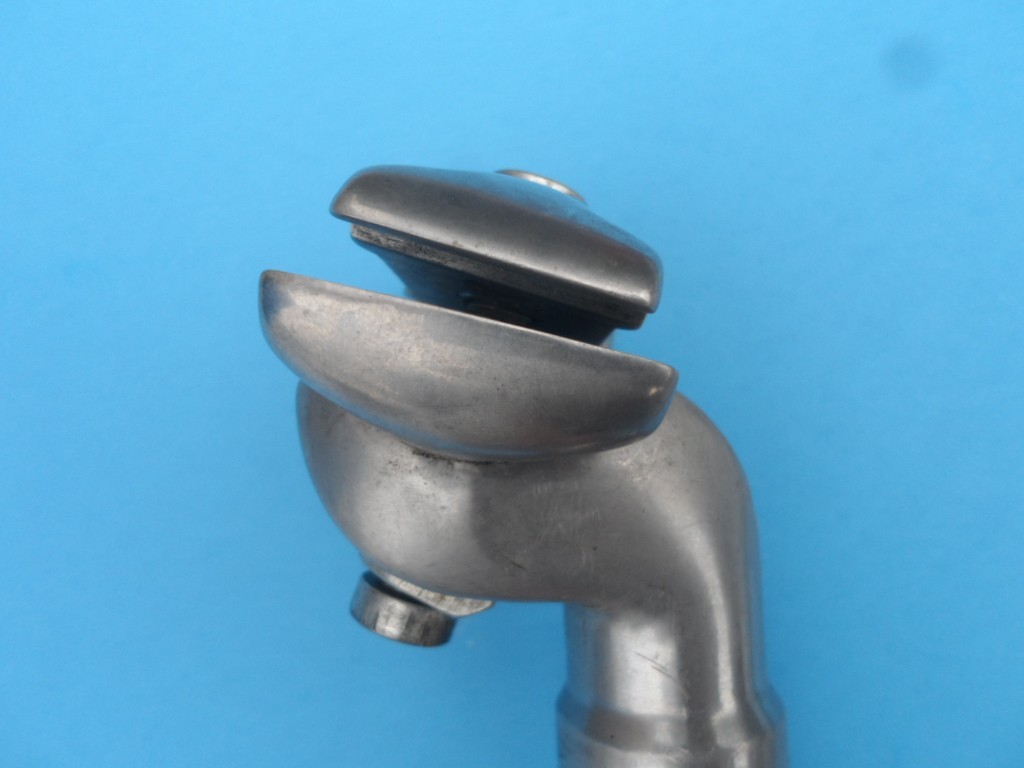 vintage G.P. seatpost, 27.2mm diameter, 200mm length