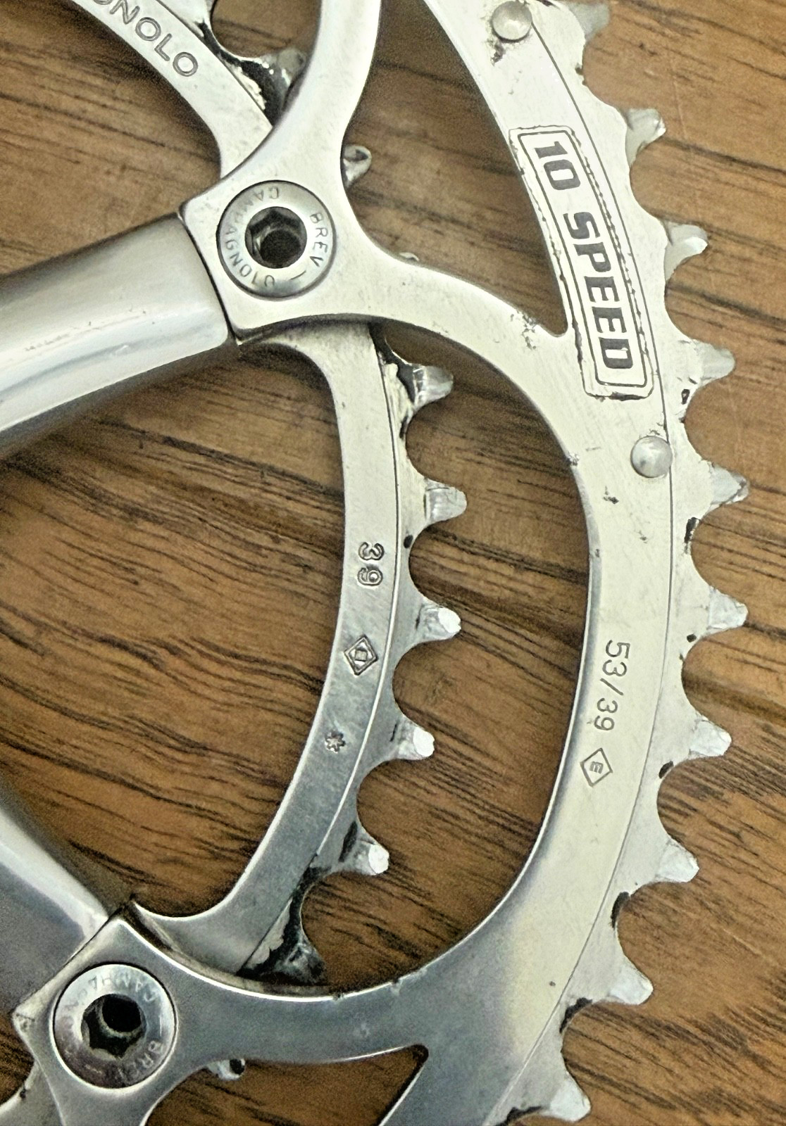 CAMPAGNOLO RECORD 10 SPEED ROAD BICYCLE 172.5 MM 53/39 TOOTH CRANK SET w/ BB ITL