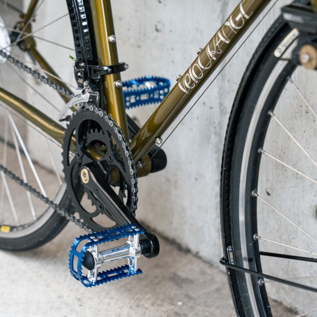 MKS Bicycle Pedals FOOT JAWS bm-10 Blue cage 3.9″ × 2.4″ Pair of Pedals JAPAN
