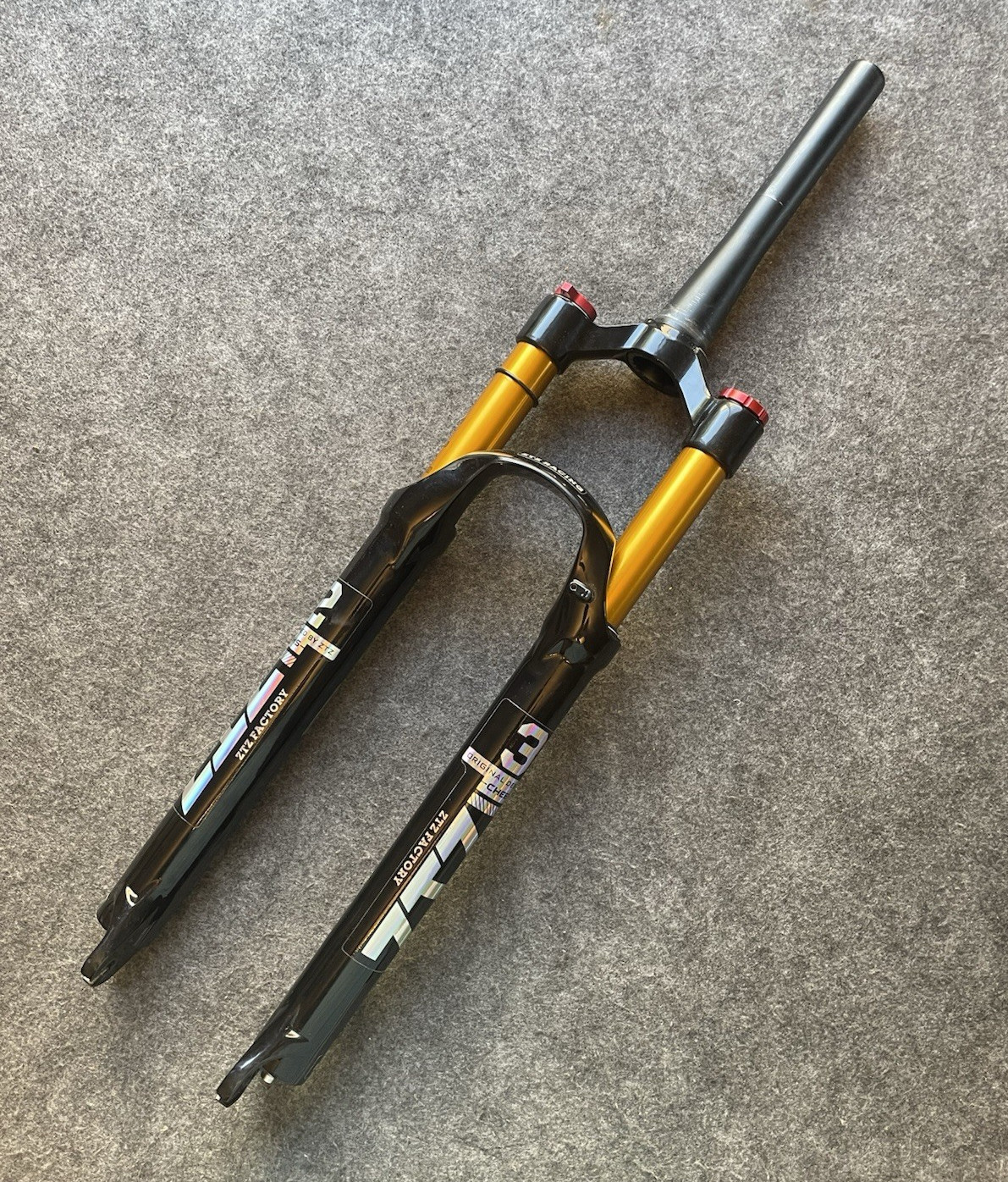 ZTZ 29in MTB Air Suspension Fork, Tapered Tube, 120mm Travel, 9mm QR