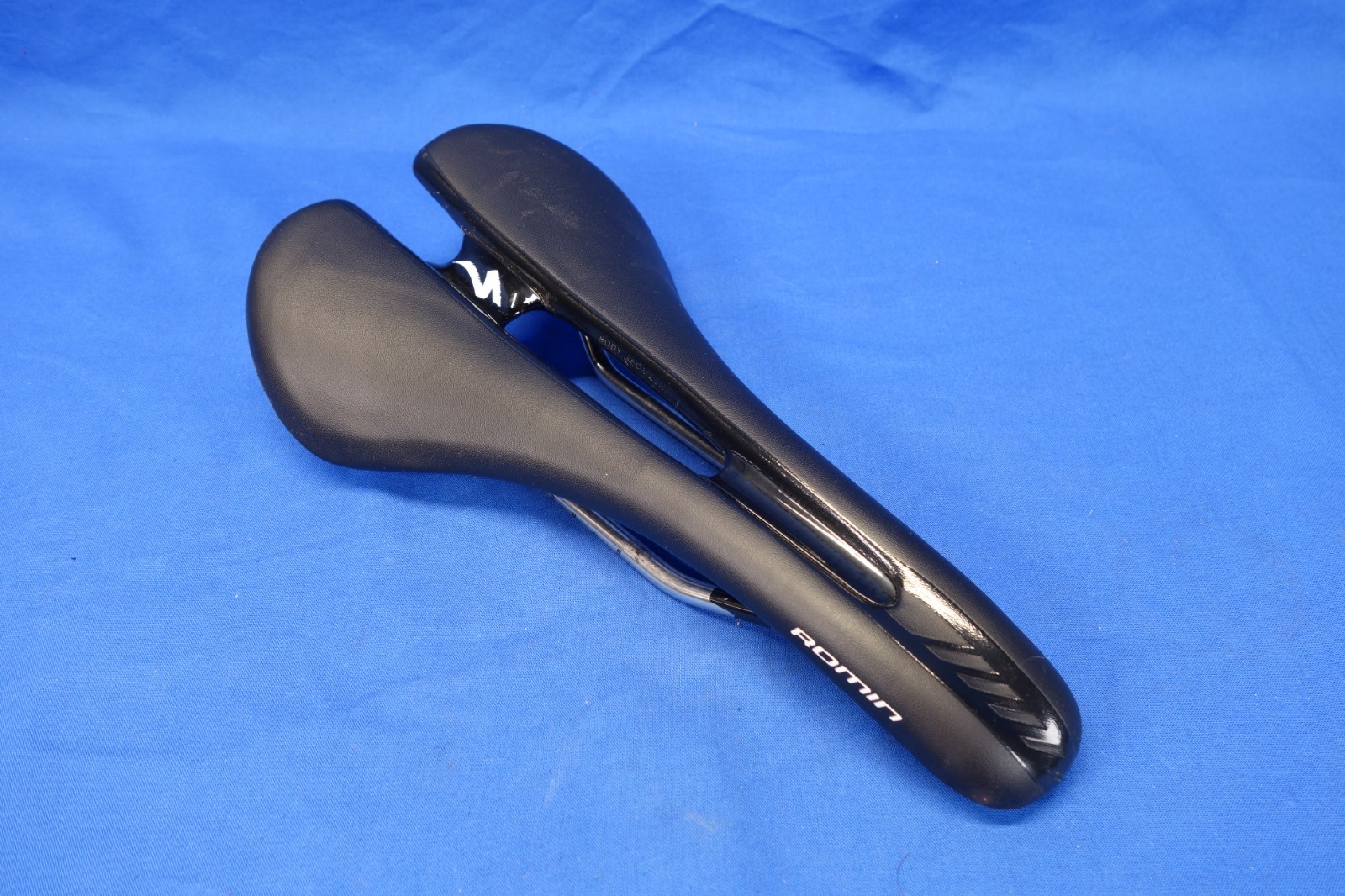 Specialized Roman 143mm Width Bike Saddle, Bicycle Seat, Hollow Titanium Rails