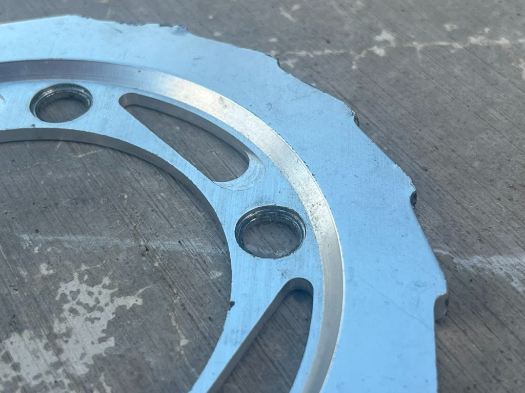 Unbranded CNC Machined Alloy Buzzsaw Chainring Chainguard | 94 BCD / 32T / VGC