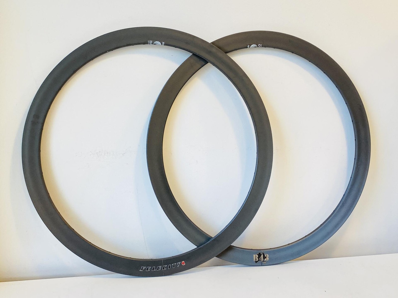Velocity B43 700c Rim Set 32h Halo Reflective NMSW – Made in Australia