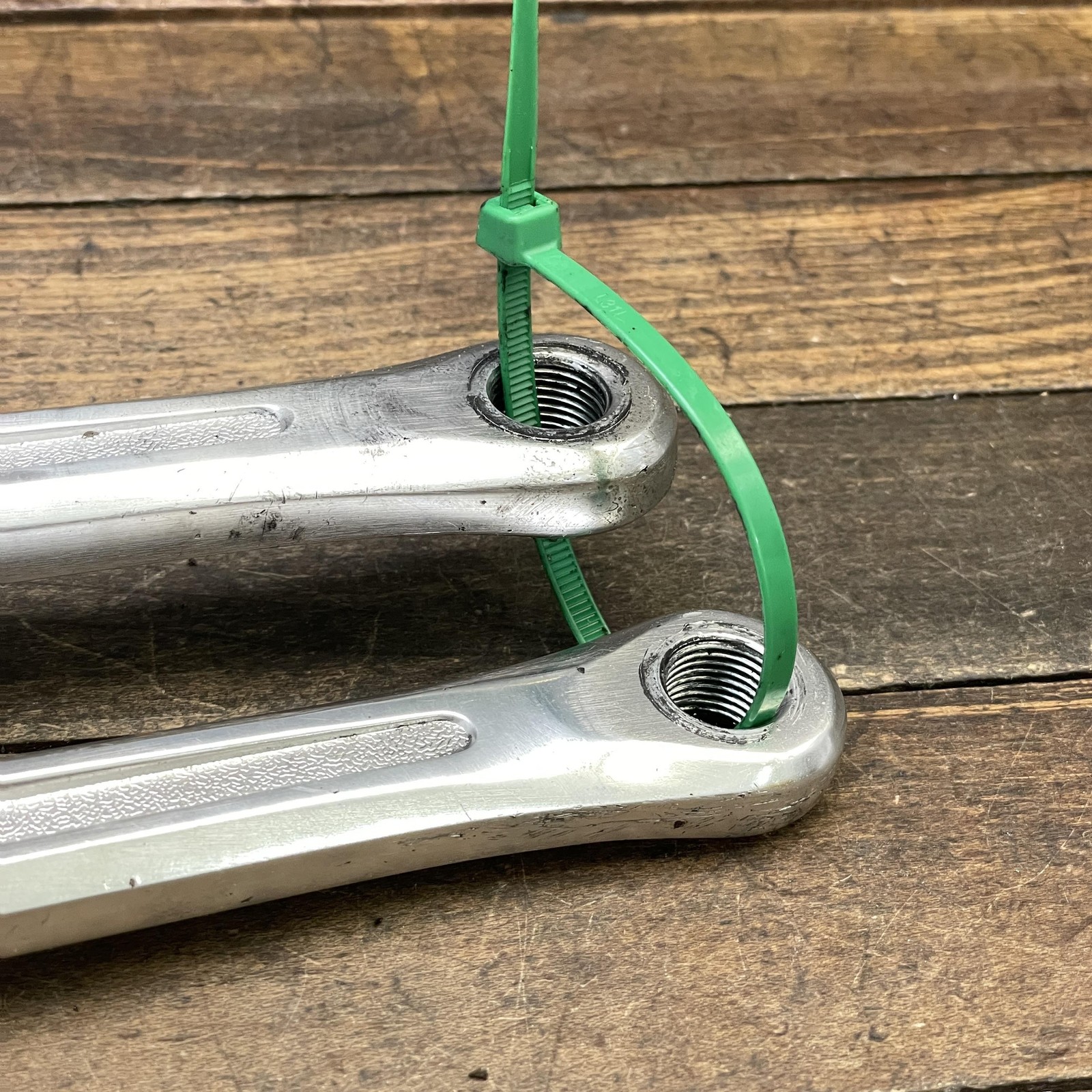 Vintage Shimano 600 Arabesque Crank Set 170mm 130 BCD Old School BMX Cranks