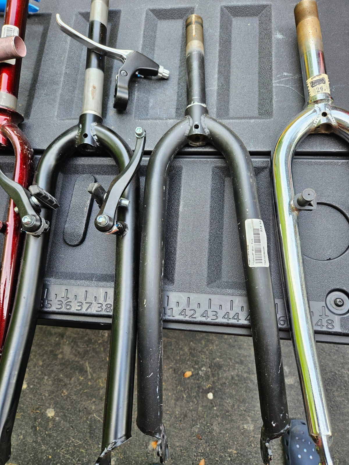 «Take Off» Misc. Bicycle Bike Fork Lot of 12 Assorted