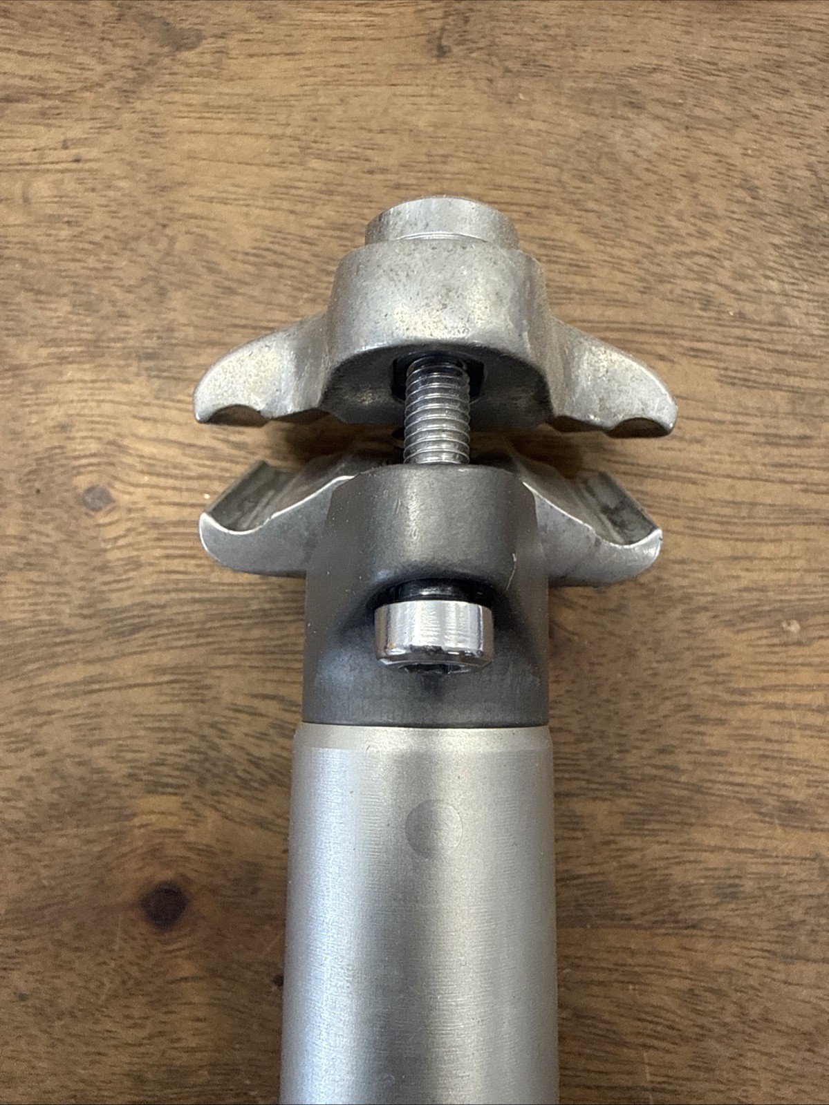 Suntour XC 9000 Vintage Mountain Bike Seatpost 27.2mm 300mm Japan