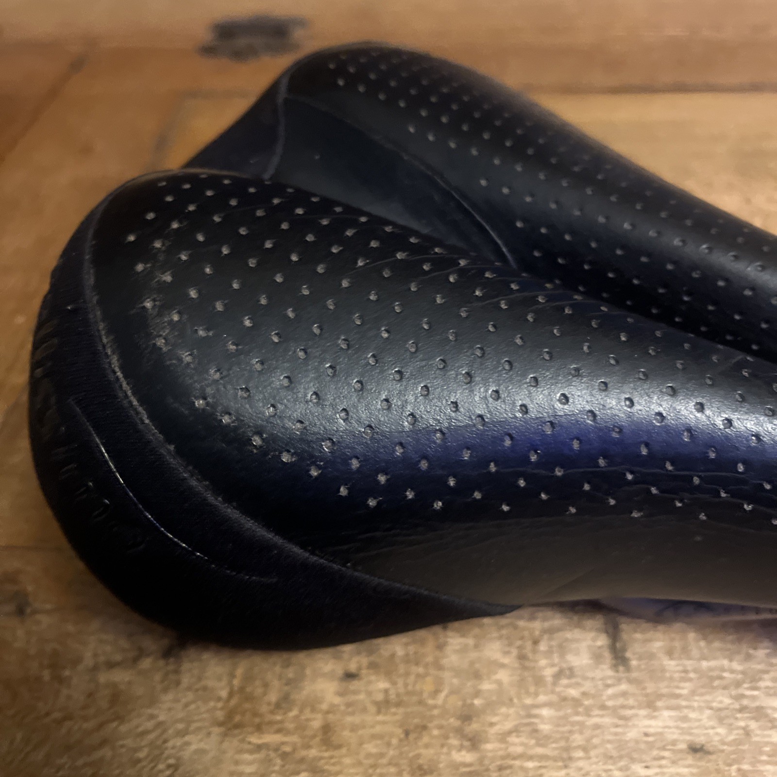 Vintage Terry Gellisima Saddle 268 mm Long 168 mm Wide 90s Anatomical Groove