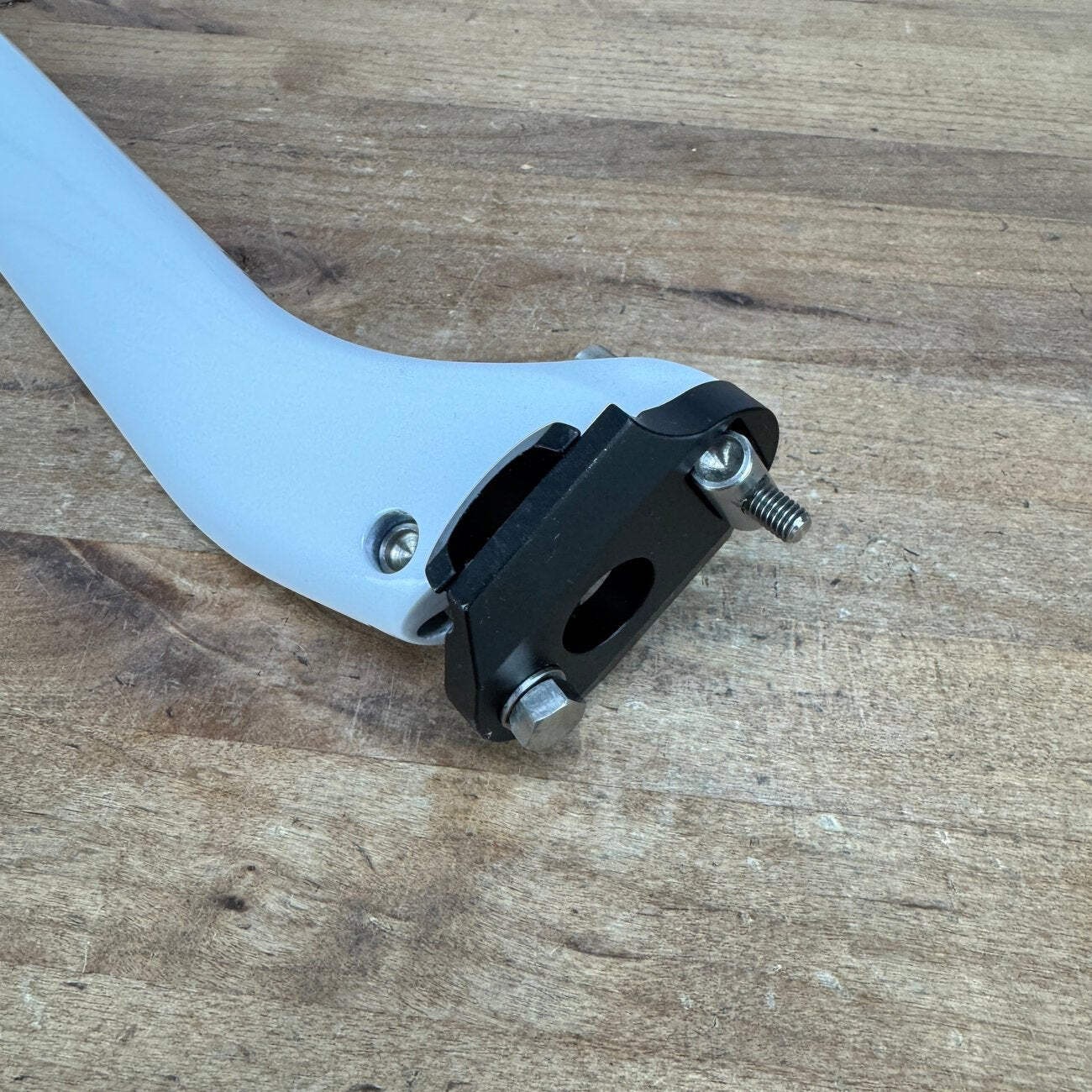 New Takeoff! Pinarello Dogma F8/F10/F12 White 350mm 25mm Setback Carbon Seatpost
