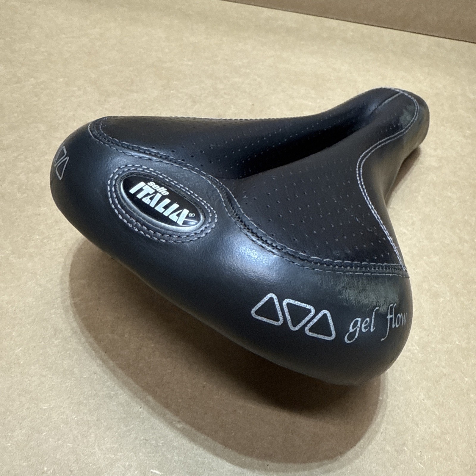 Selle Italia Lady Gel Flow Womens Bicycle Saddle Seat w/ Manganese Rails xlm56
