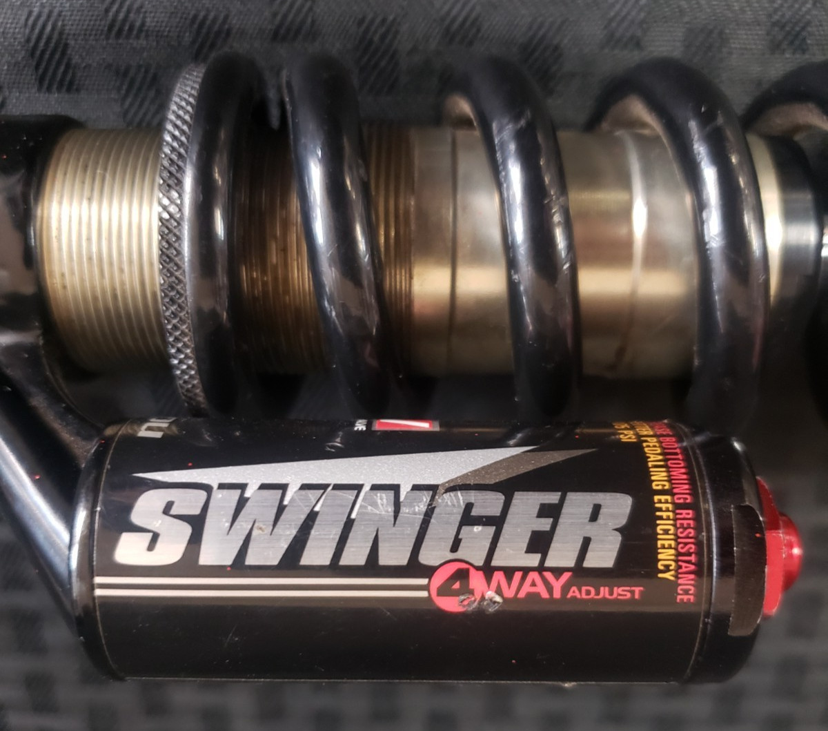 450283 – Manitou Swinger 4Way SPV Shock Absorber