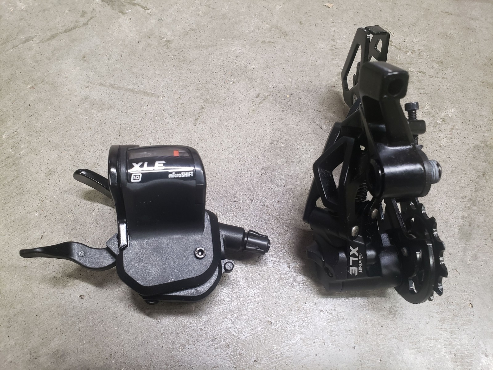 26″, 500W Bafang rear hub motor w/display, controller, levers, 13 gauge spokes