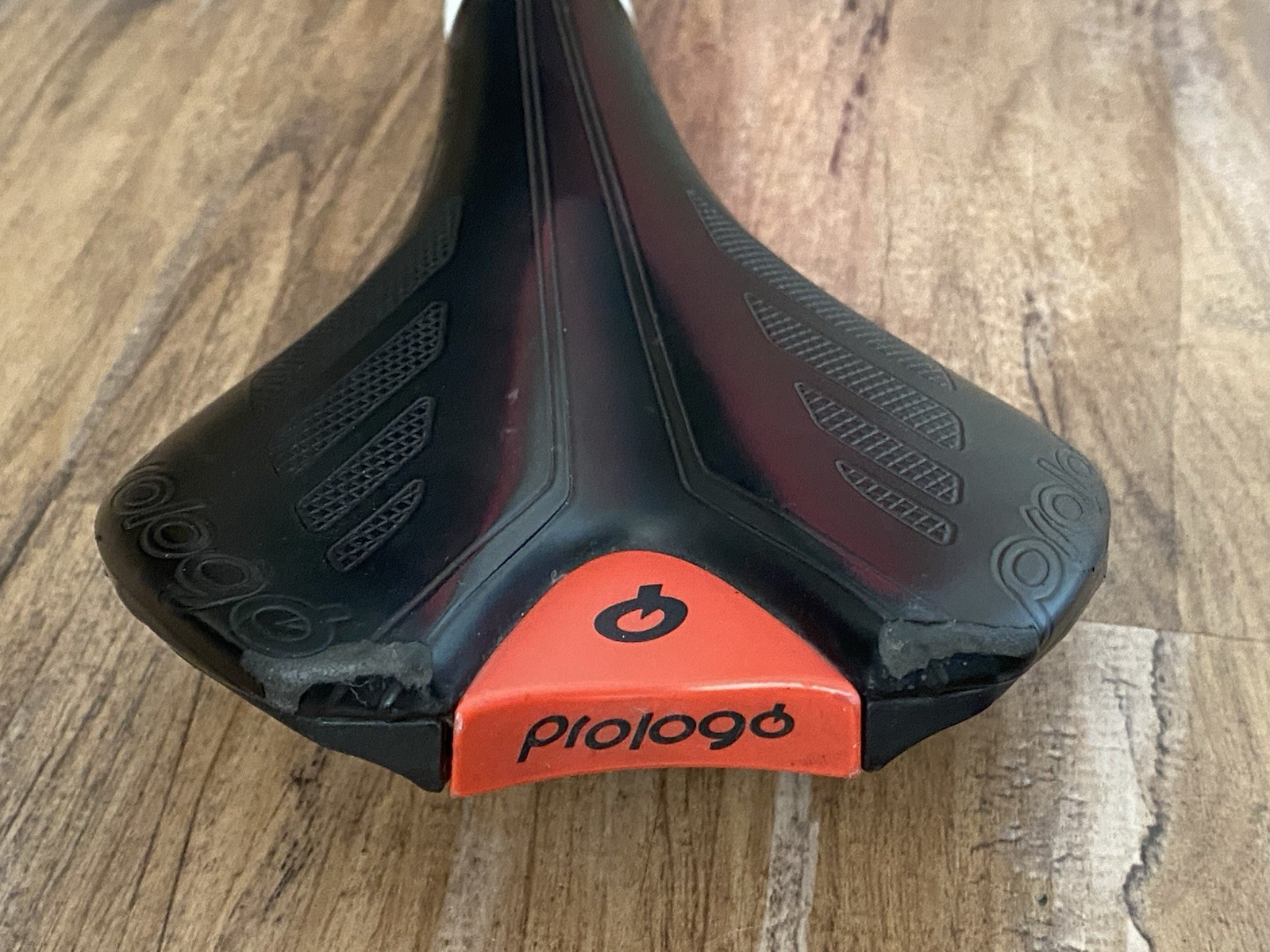Prologo Q Saddle Road Gravel Bike Seat Black Red White Cycling