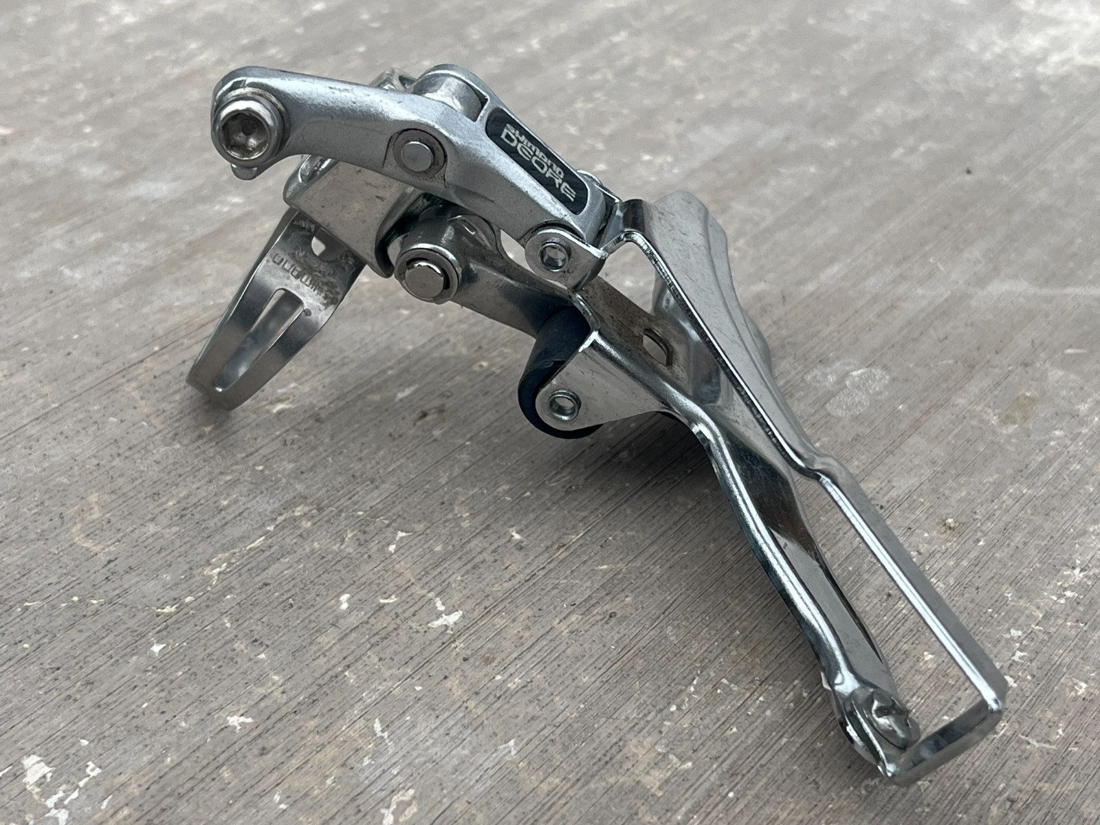 Shimano Deore FD-MT62 Triple Front Derailleur | 31.8 mm / EXC / Made in Japan