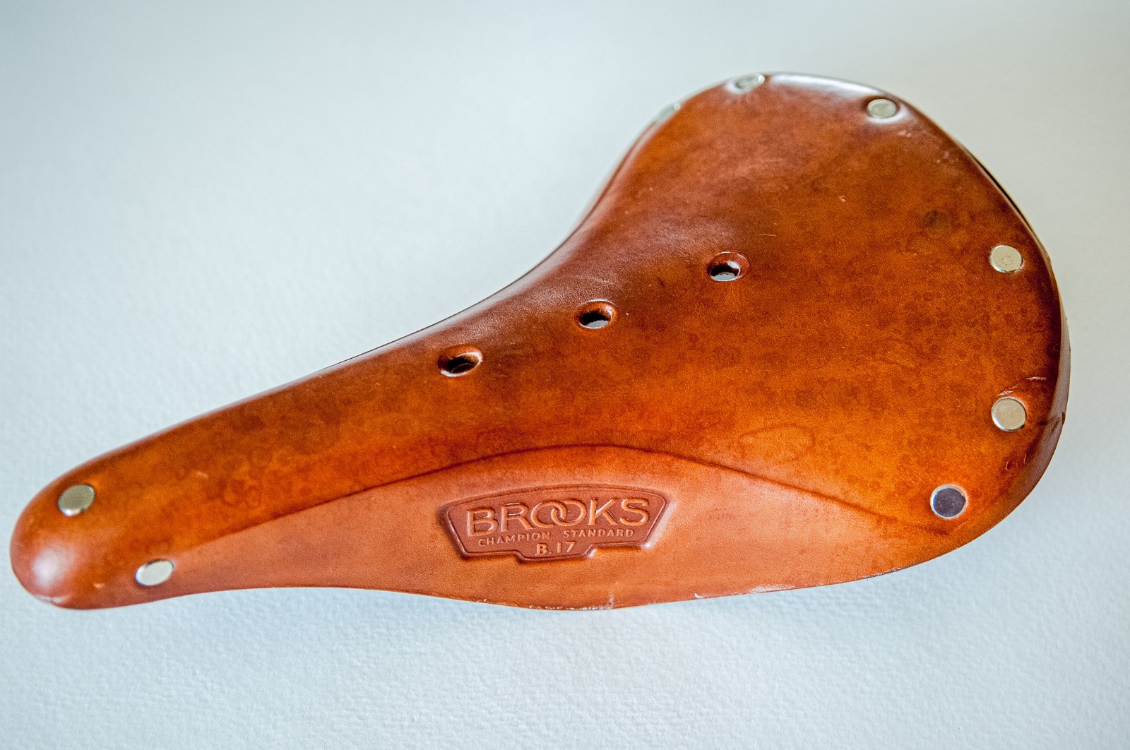 Brooks B17 Standard Leather Saddle Honey Brown