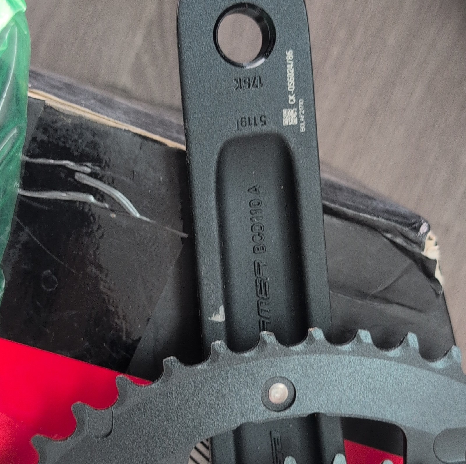 FSA Gossamer Pro ABS BB386EVO Crankset 175mm Double, Black Aluminum