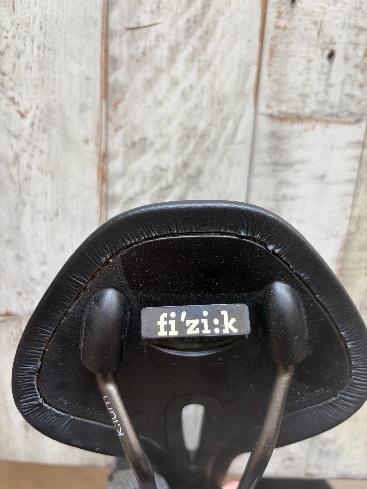 Fizik Antares R3 Carbon Regular Open Saddle