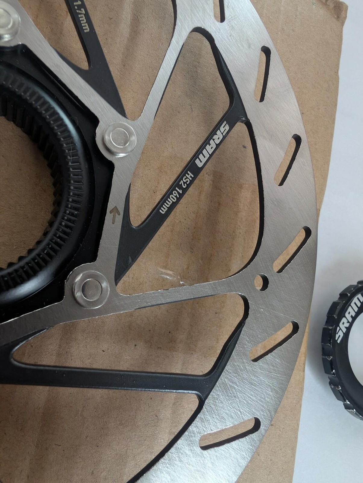 No Packaging/Cosmetic Damage: SRAM HS2 Disc Rotor 160mm Centerlock w/ Lockring