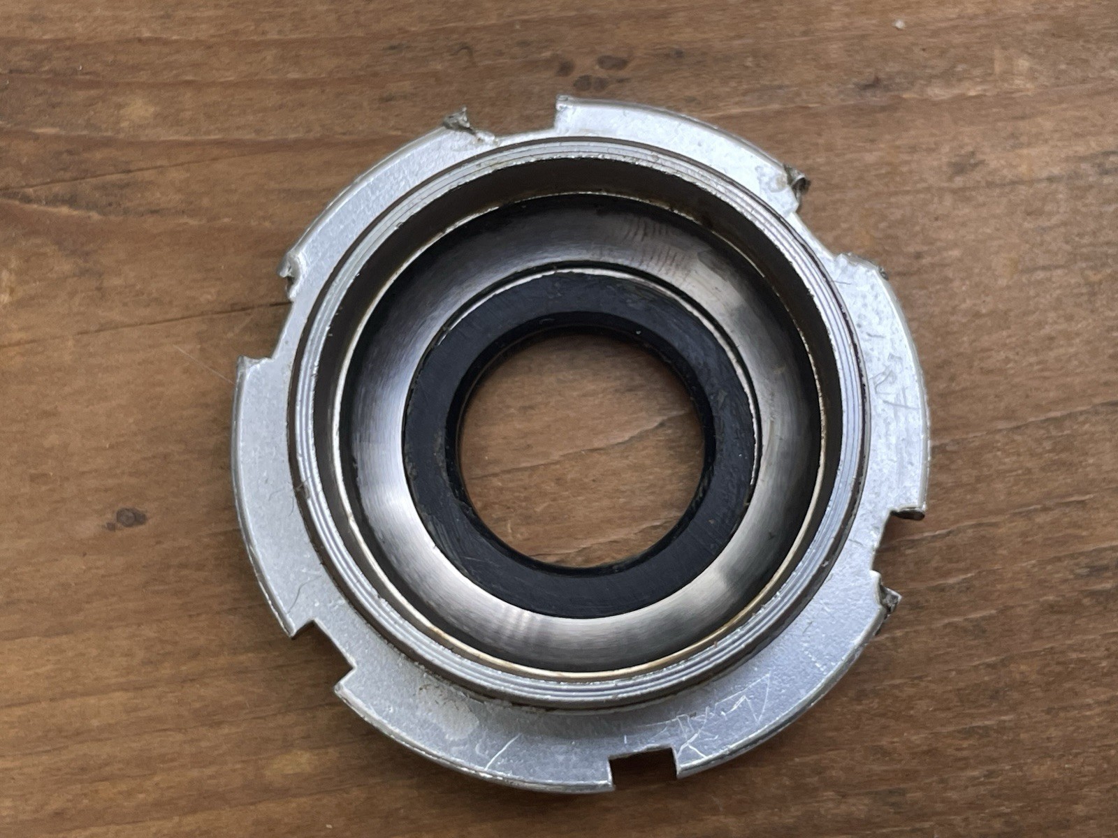 VINTAGE RITCHEY LOGIC PRO 123 SQUARE SPINDLE THREADS BEARINGS 1.37x24T