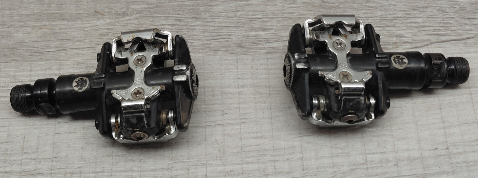 Bontrager RE-1 Clipless Pedals Black/Silver Dual Sided Mountain Bike, Bicycle