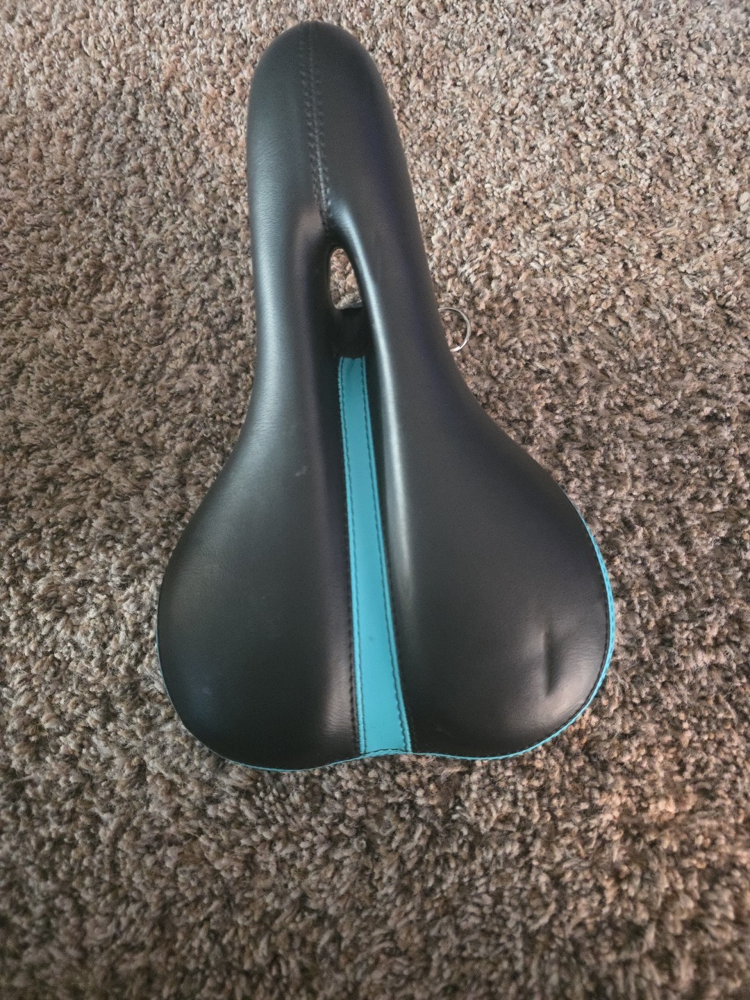 Alliance Black Saddle W/turquoise Polyurethane Foam. VGC!