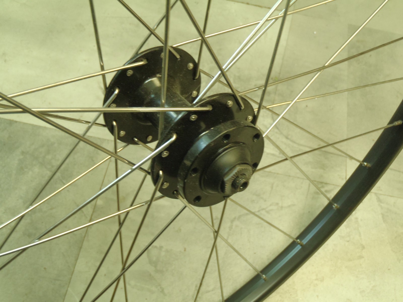 FRONT ALL TERRA ASD10 584X20 ALUMINUM DISC SPECIFIC BIKE RIM/HUB FWH65