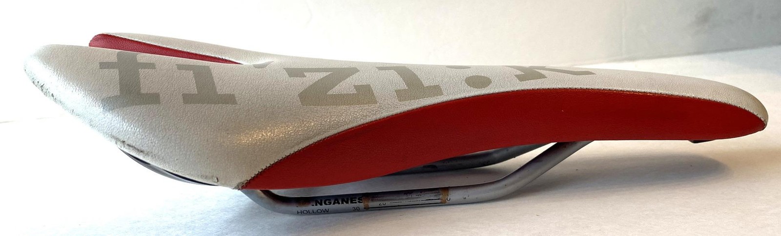 Fizik ARDEA bicycle SEAT saddle 135mm Manganese Rails