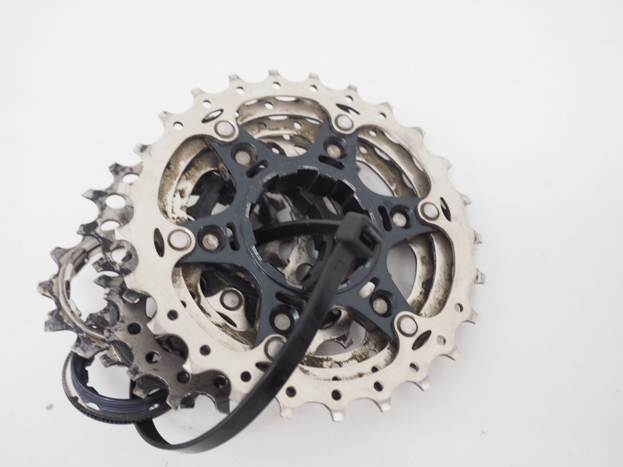 Shimano Ultegra CS-R8000 11-Speed Road Bicycle Cassette 11-25T Silver HG