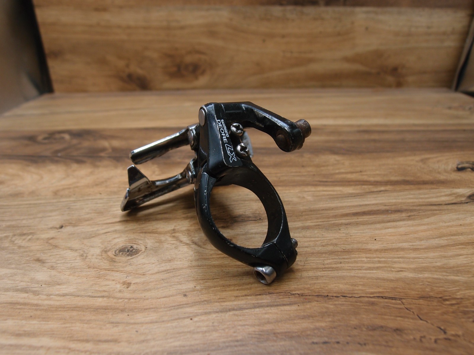 1995 front derailleur MTB Shimano Deore LX FD-M565 VIA Japan 31.8 mm bottom pull