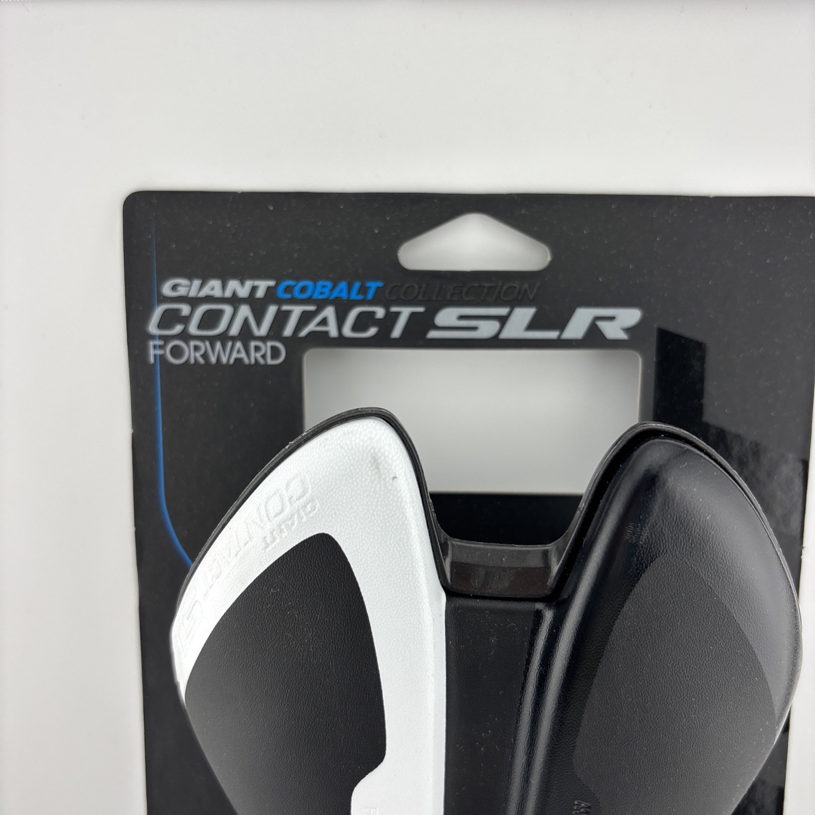 Giant Cobalt Collection Contact SLR Saddle Forward Position Carbon Black