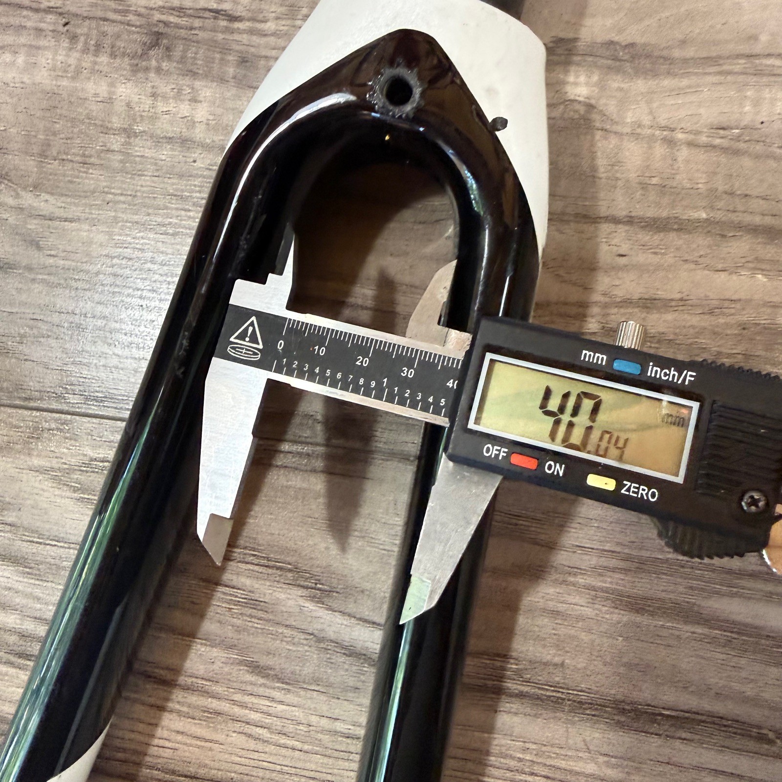 Trek Carbon Fork 700C Taper ISO Speed 258 Steerer QR Dropout 48 Rake