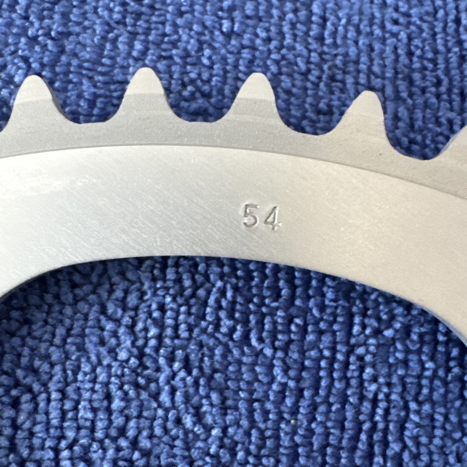 VNTG UNBRANDED ALLOY CHAINRING 110MM BCD X 54T SILV NEW IN BULK OPENED PKGS