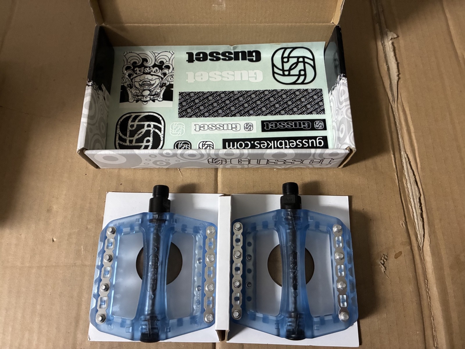 New Gusset Pinhead Pedals Blue