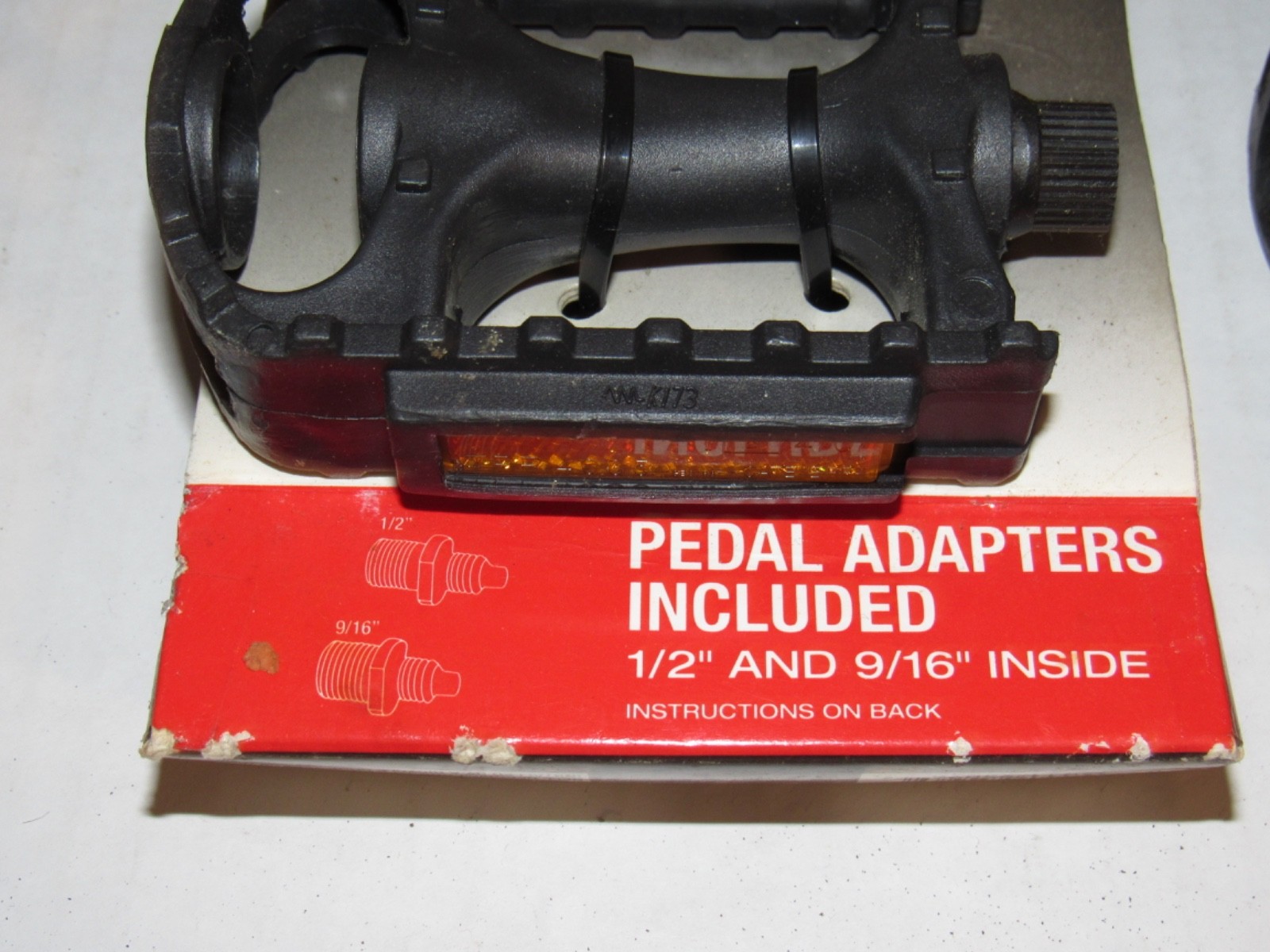 NEW Bulk Lot of 13 Bell Kicks 350 Universal Bike Pedal Sets Fits 1/2″- 9/16″