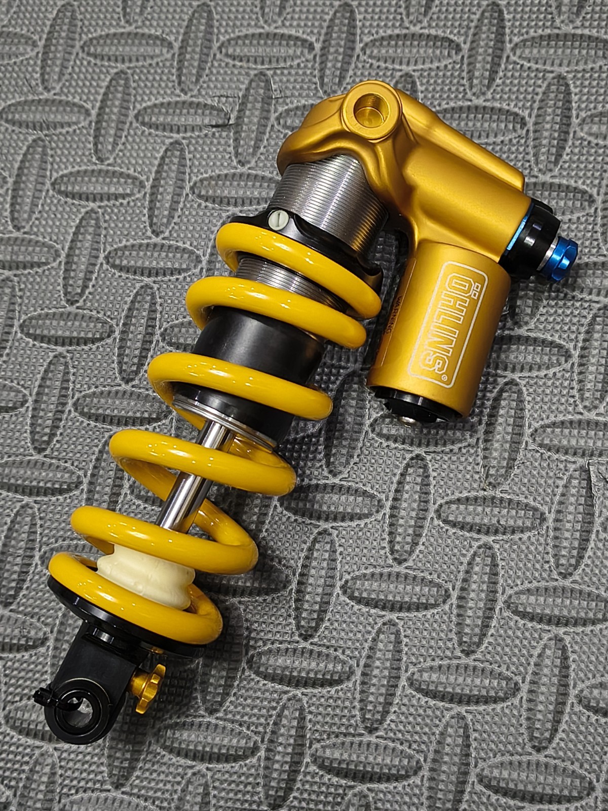 Ohlins TTX Coil Rear Shock 185x55mm Trunnion 605lbs Coil Spring