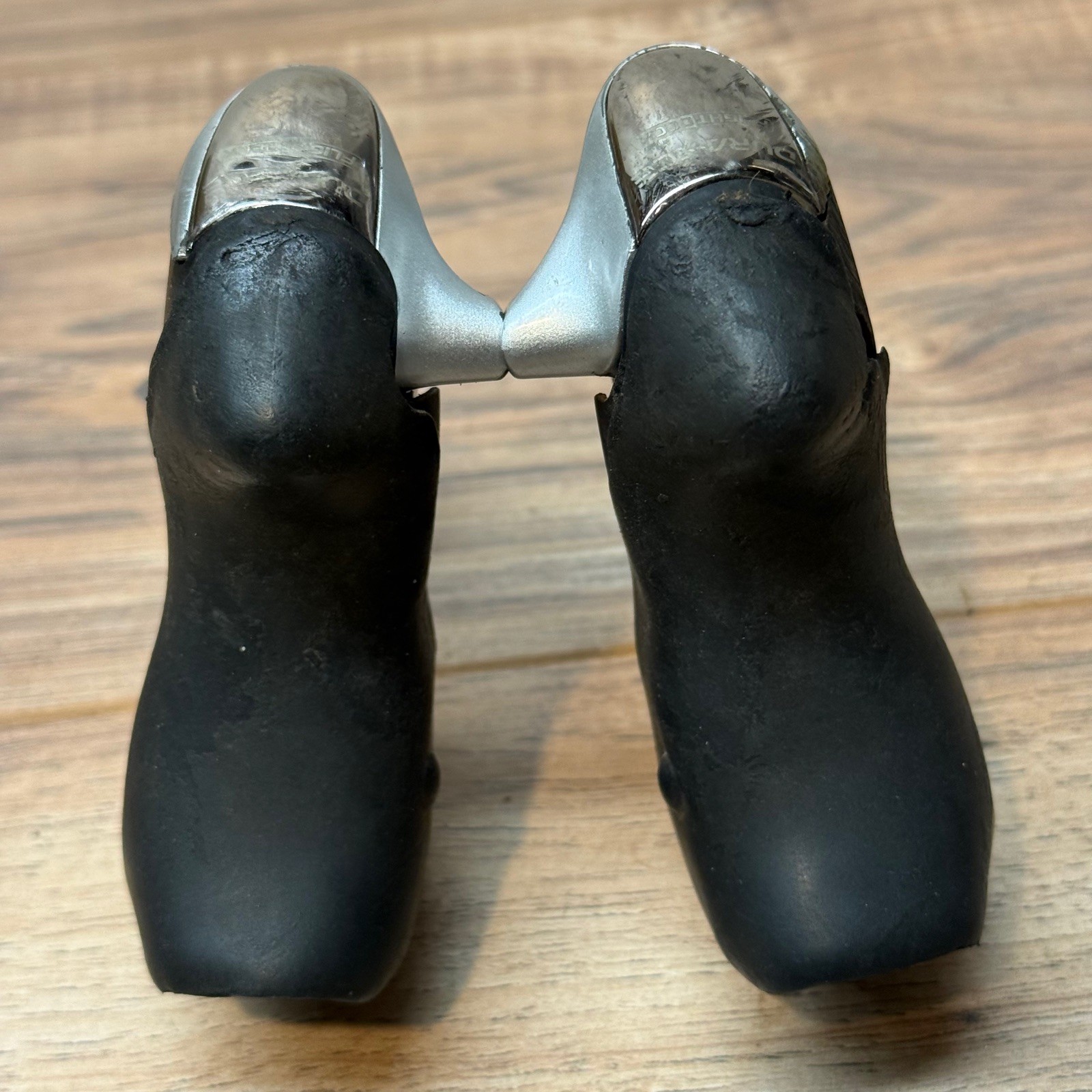 Shimano Dura-Ace ST-7700-C 2 x 9 STI Shifters STI