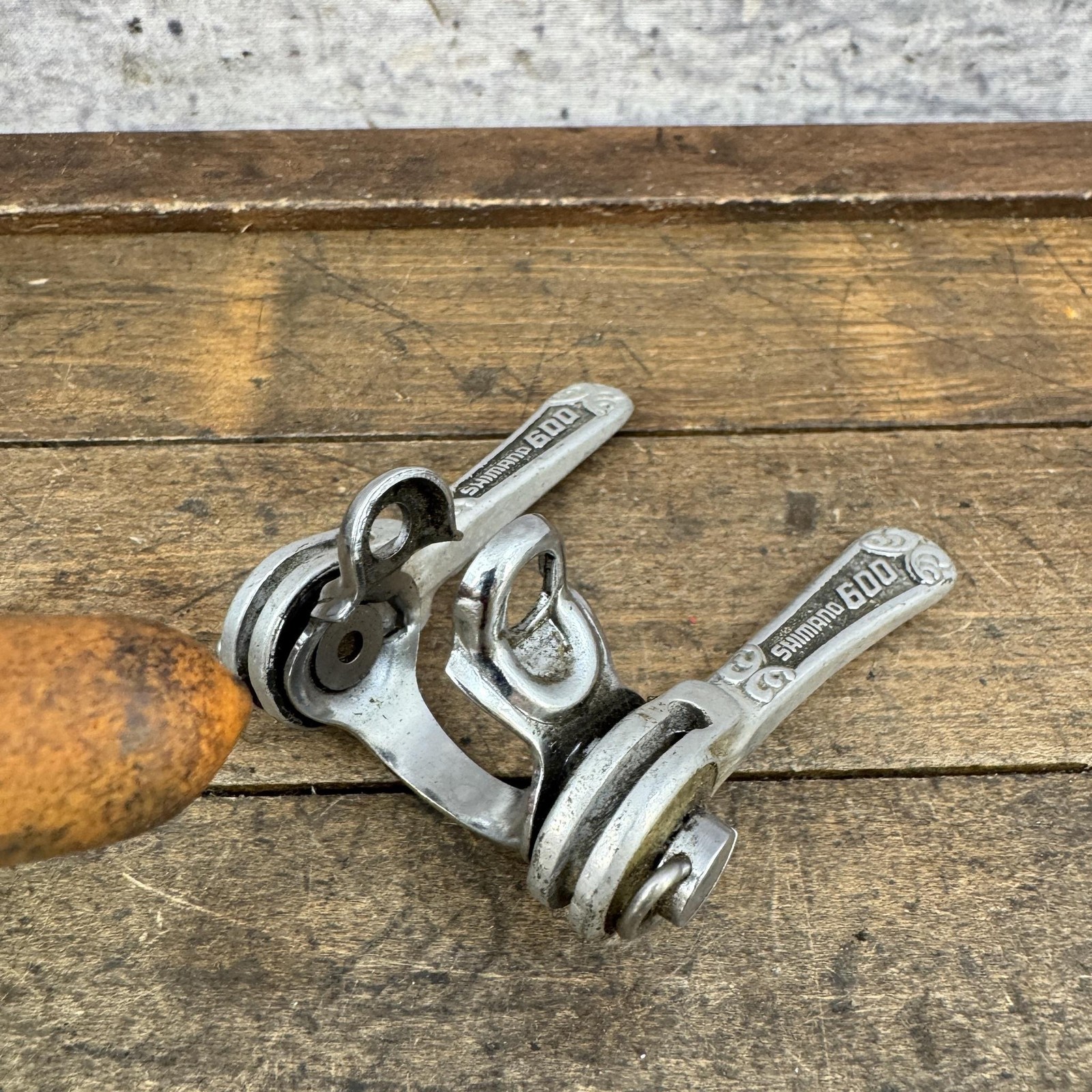 Vintage Shimano 600 Arabesque Shift Levers Shifters 28.6 Clamp Down Tube 70s