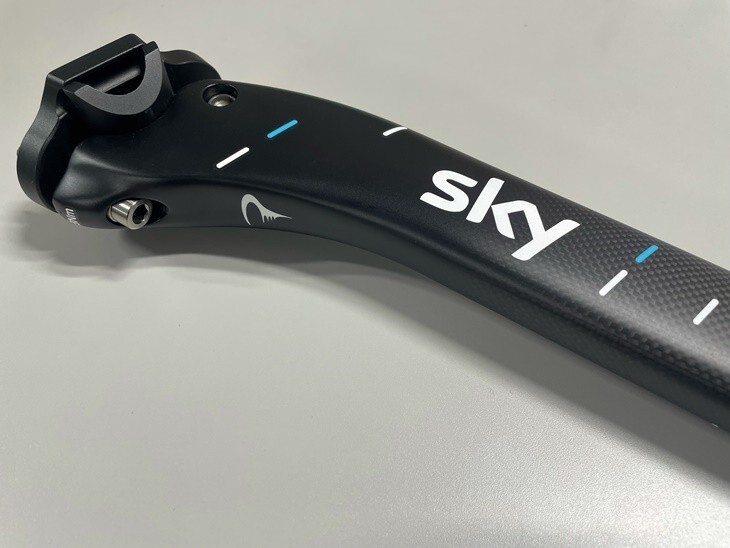 Pinarello Dogma F10 Seatpost 2018 905/TEAM SKY Offset P Mark White