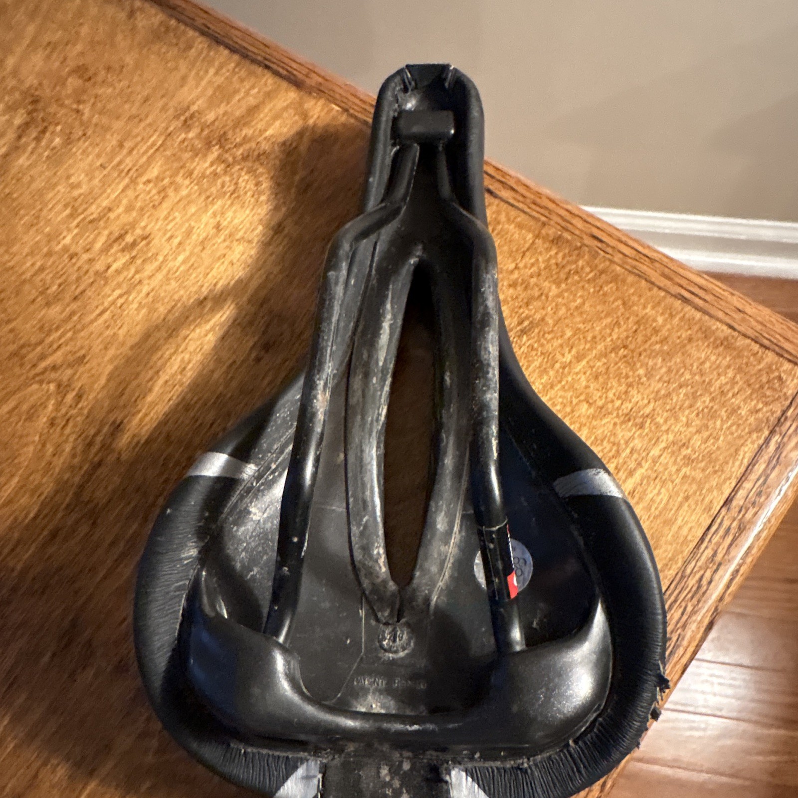 Selle Italia Gel Flow Cutaway Road Bike Saddle Seat – Lady Gel