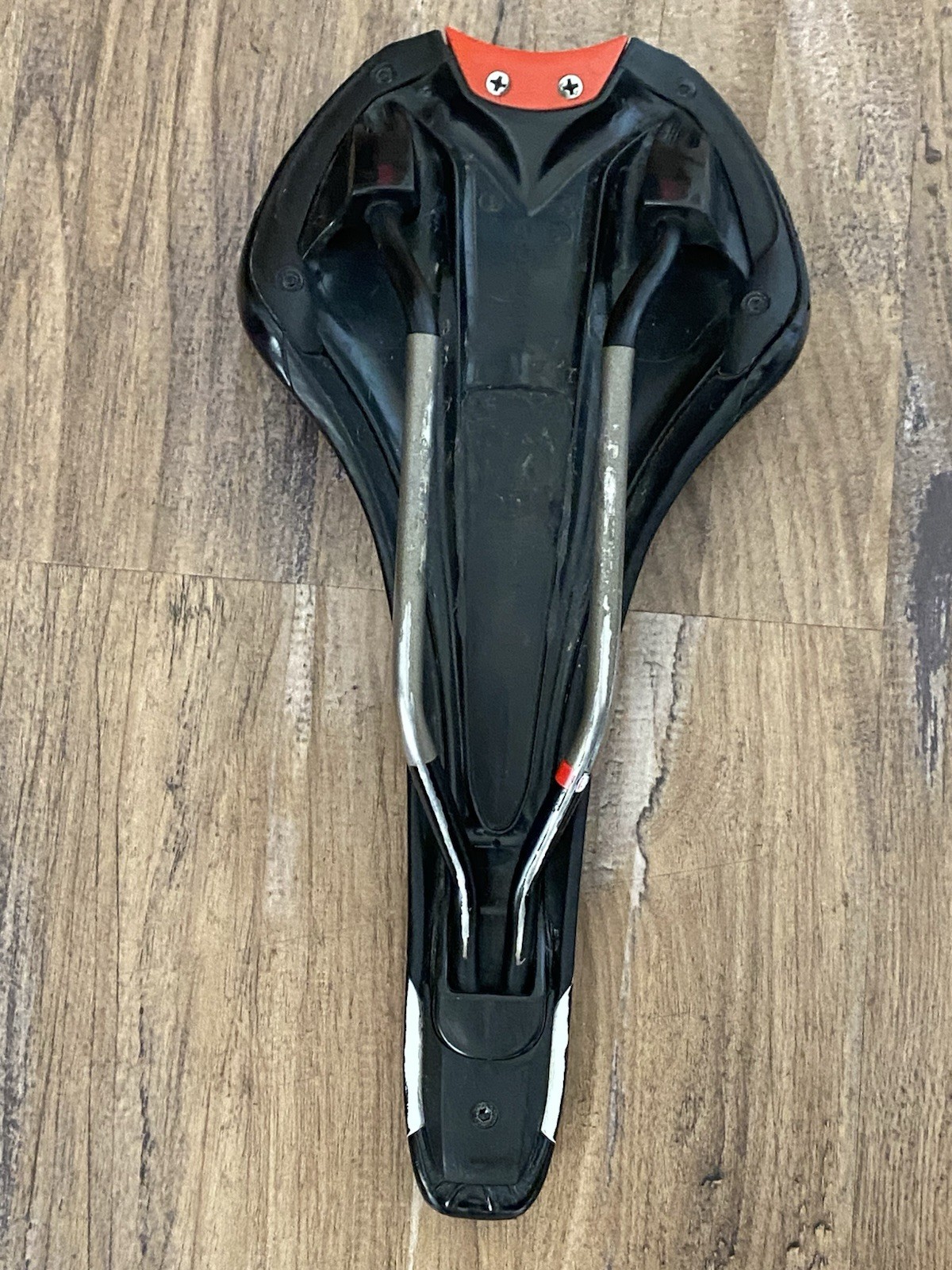 Prologo Q Saddle Road Gravel Bike Seat Black Red White Cycling