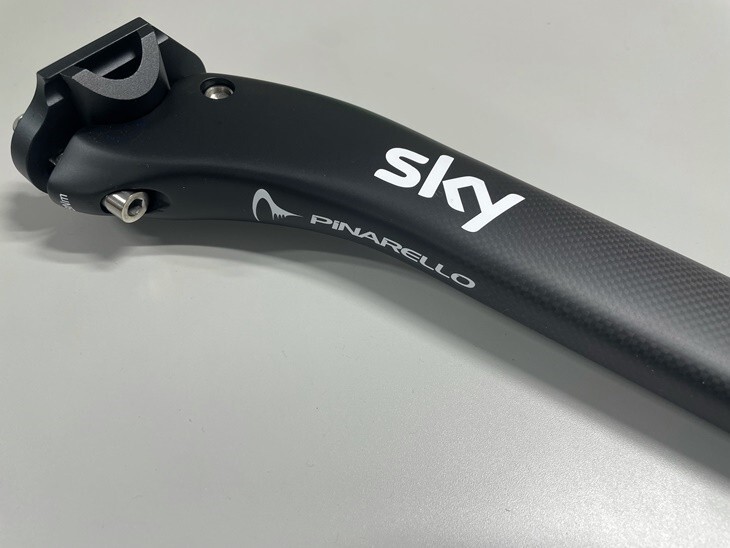 Pinarello Dogma F10 Seatpost 2019 220/Giro Black Team Sky Offset P Mark White