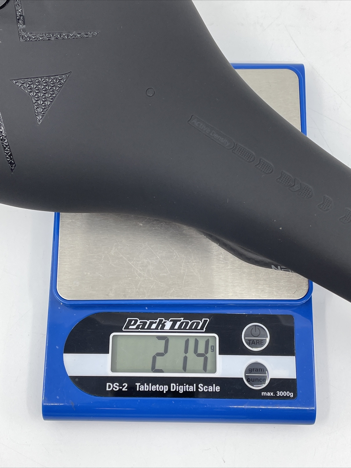 PROLOGO Scratch X8 NACK 275x134mm Carbon Fiber Rail Black Saddle NEW ON CARD