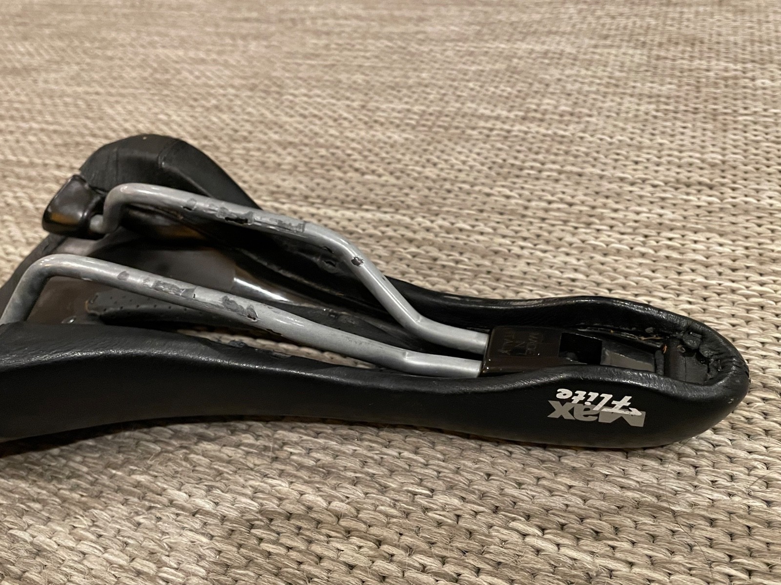 Selle Italia Max Flite Trans Am saddle Manganese rails good condition