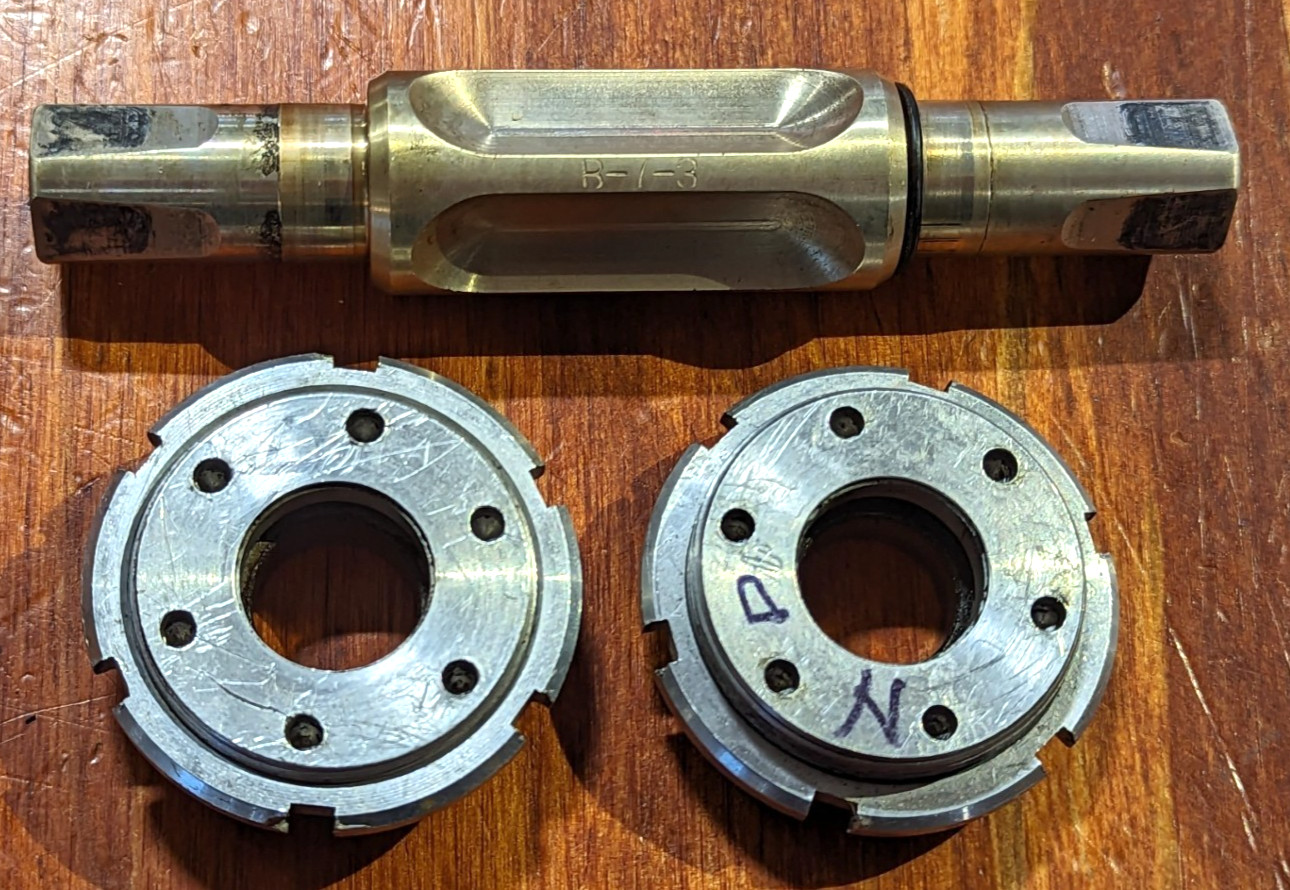 Vintag B-7-3 fluted bottom bracket Omas Stronglight Boone Sampson Bullseye Tioga