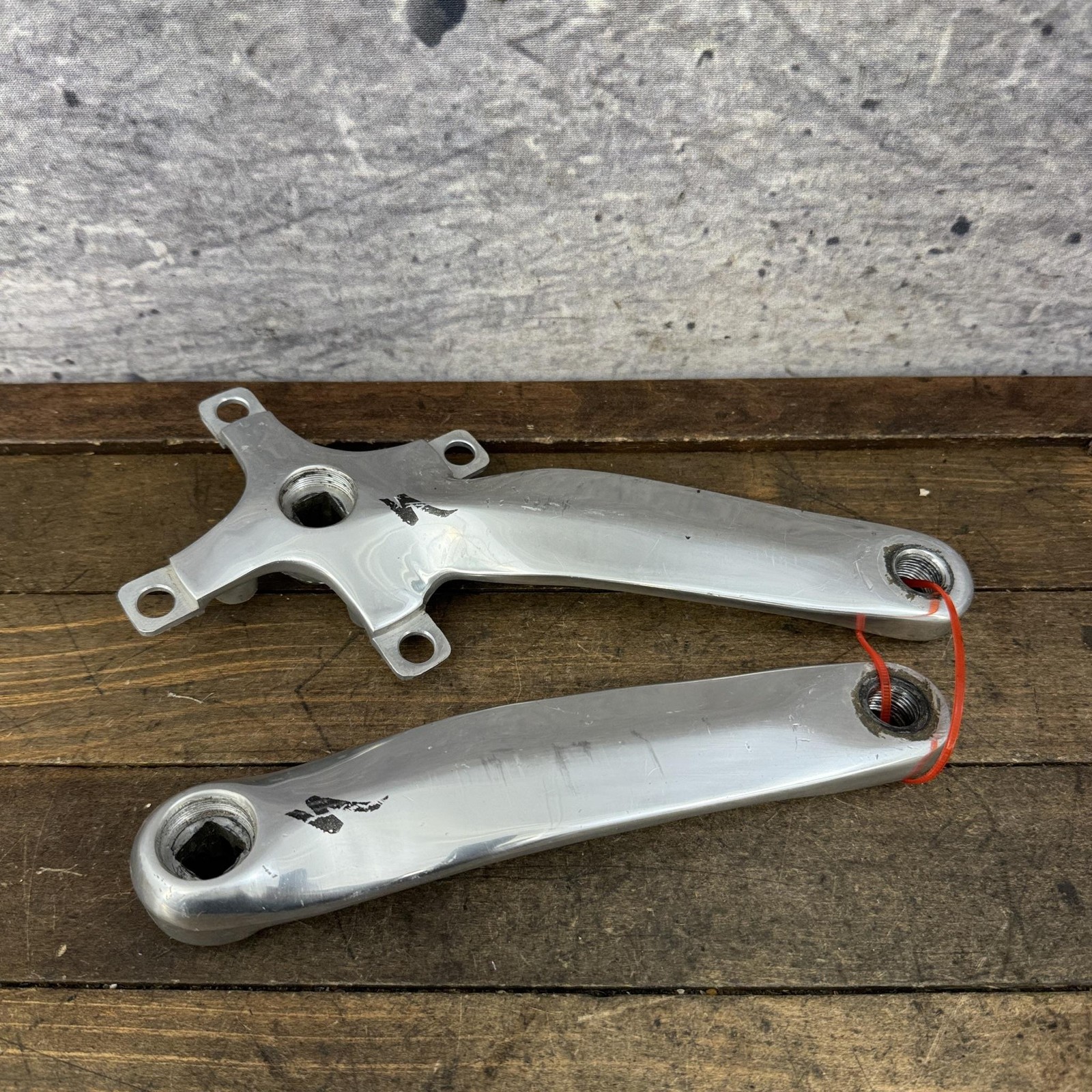 Specialized Crankset 175mm Square Taper 104 BCD Silver 90s MTB Forged Arms