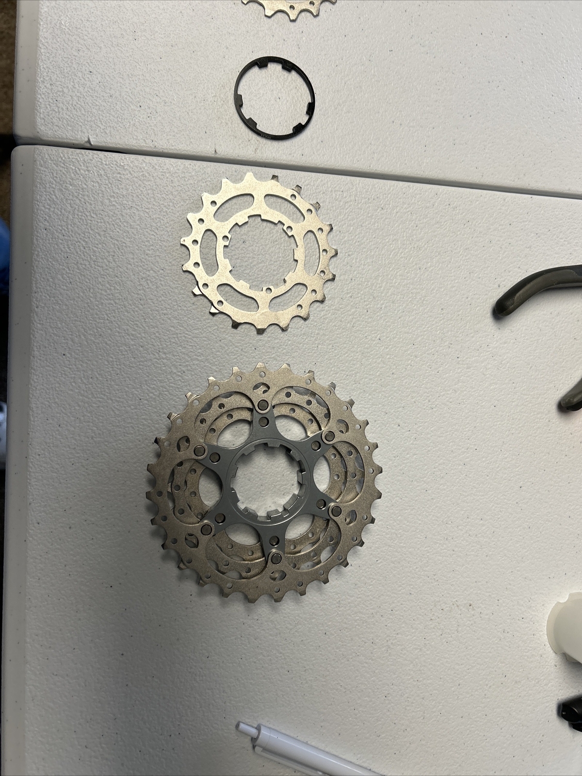 Shimano Ultegra CS-6700 Cassette – 10 Speed, 11-28t, Silver New free shipping