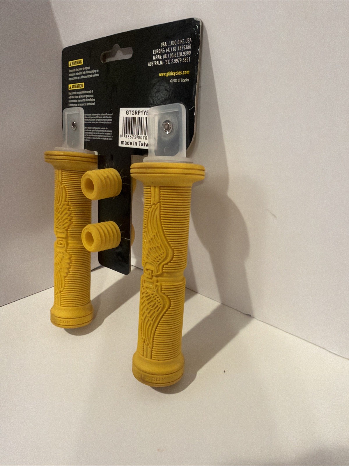 GT BMX Grips Winged Style Dyno Compe Air Wings Yellow Nos
